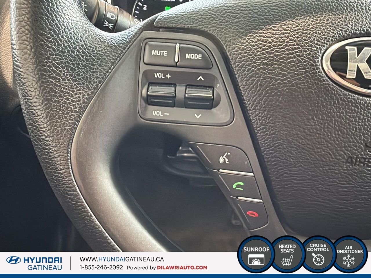2014 Kia Forte LX+ berline 4 portes BA avec toit ouvrant Silver Ottawa & Gatineau - photo #11