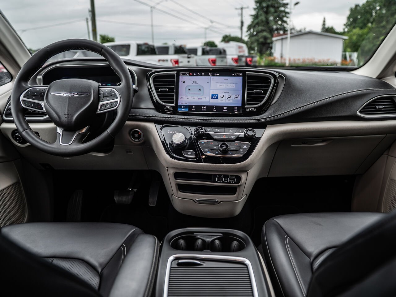 Chrysler Pacifica Hybrid 2023 Bleu Sainte-Julienne - photo #28