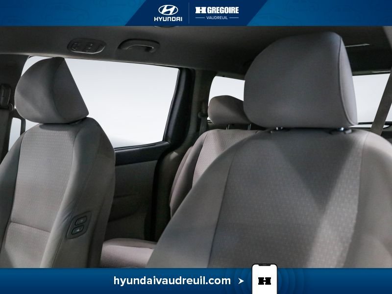 Kia Sedona 2018 Rouge Blainville - photo #13