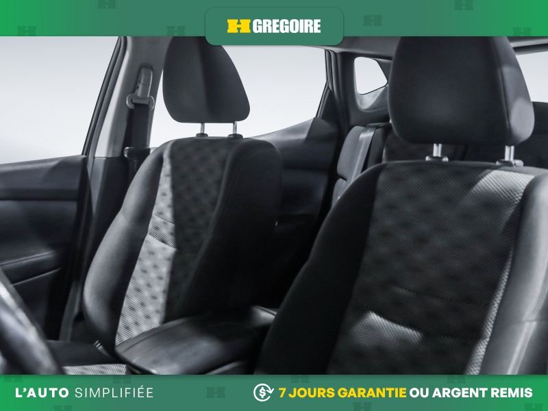 Nissan Qashqai 730570 | SV AWD AUTO AC MAGS TOIT CAM RECULE BLUETOOTH 2022 Noir Laval - photo #15