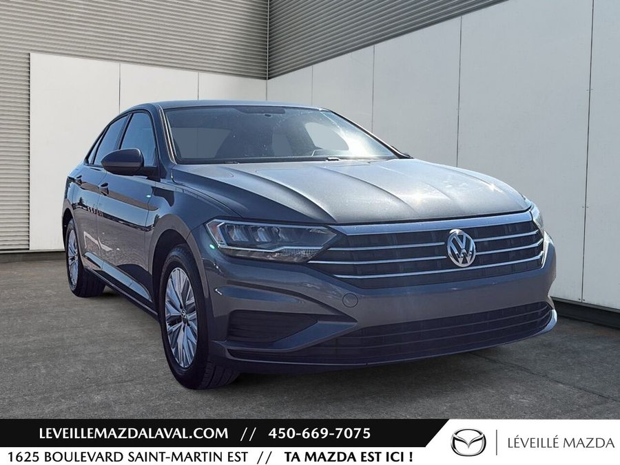 Volkswagen Jetta 2019 2019 Gris
