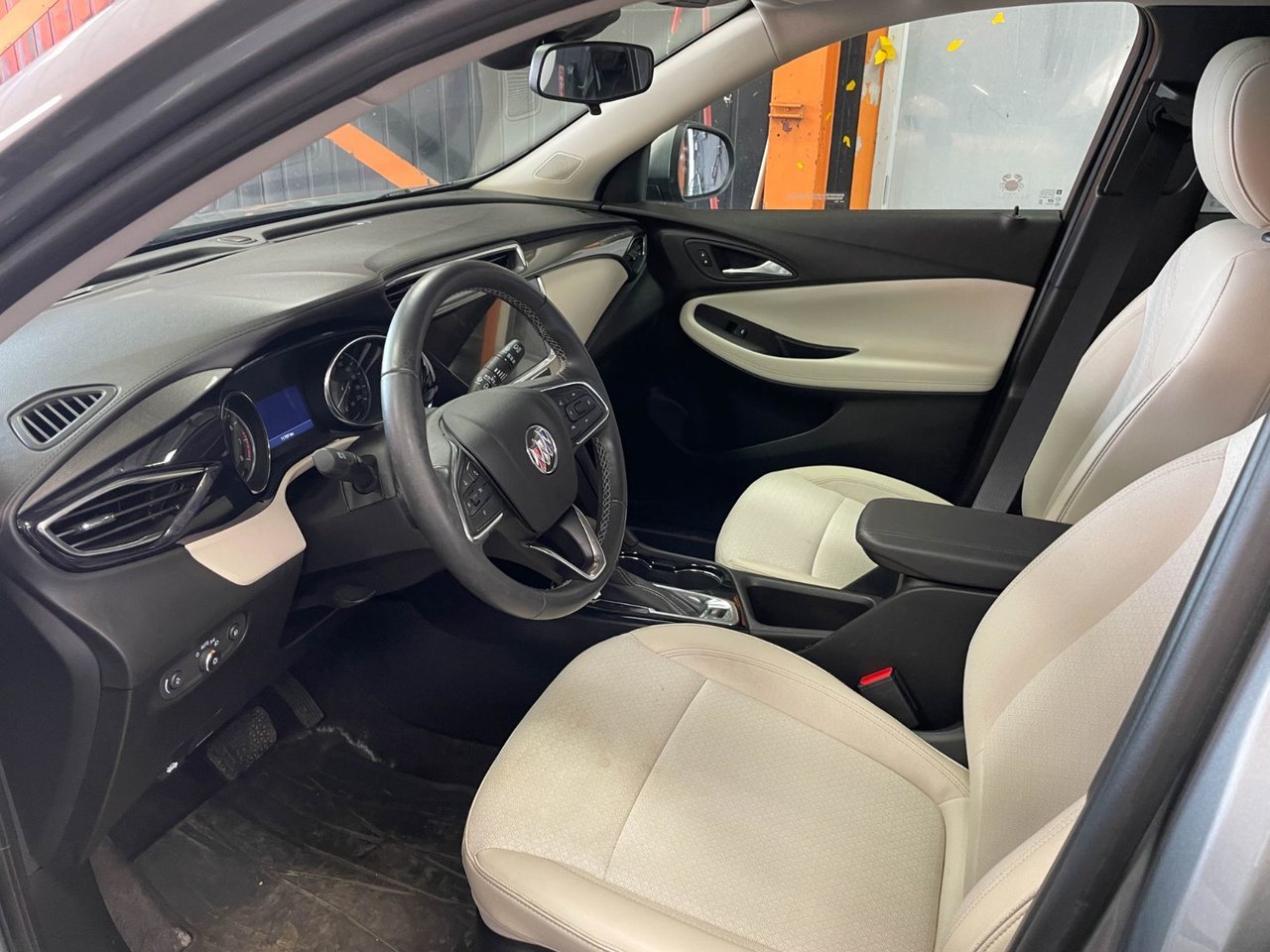 2023 Buick Encore GX PREFERRED AWD *SIÈGES CHAUF* CARPLAY BLUETOOTH USB gray Saint-Jérôme - photo #2