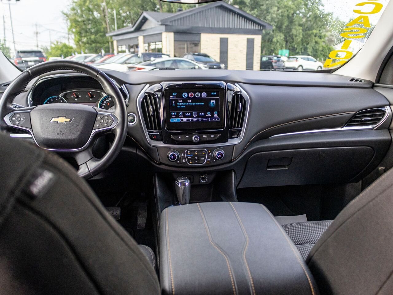 2019 Chevrolet Traverse LT tissu 4 portes TI avec 1LT White Châteauguay - photo #22