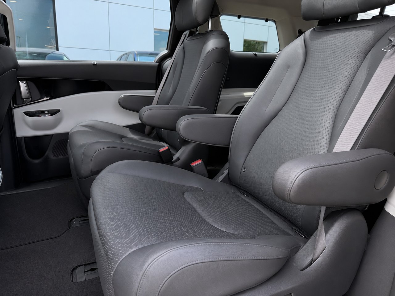 2022 KIA CARNIVAL Blue Châteauguay - photo #8