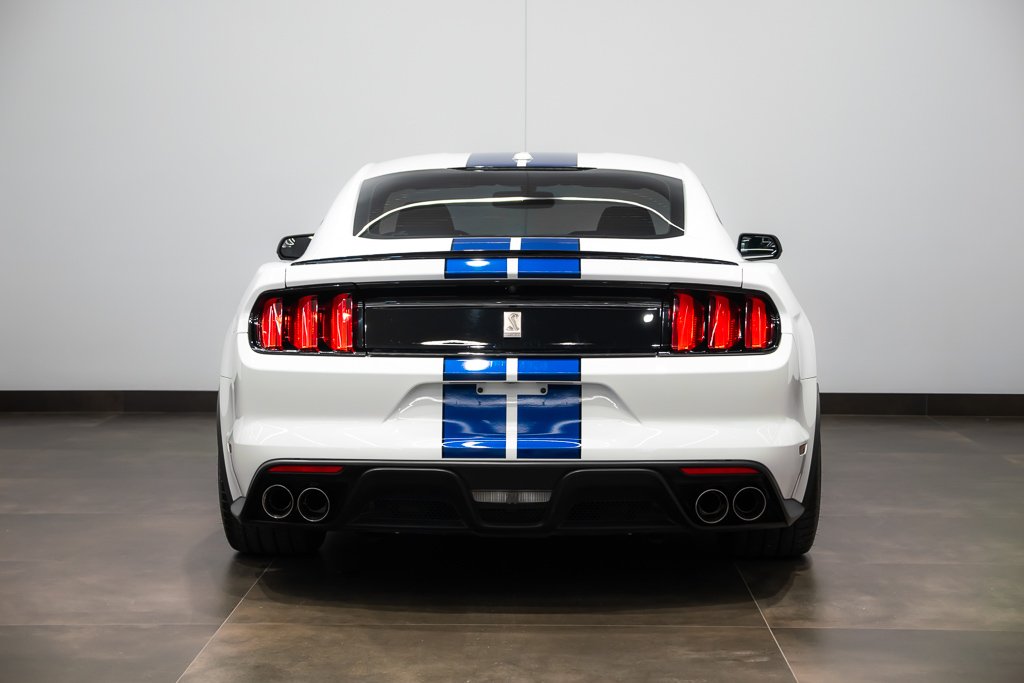 2016 Ford Mustang 2dr Fastback Shelby GT350 Delivery KM ! White Kirkland - photo #4