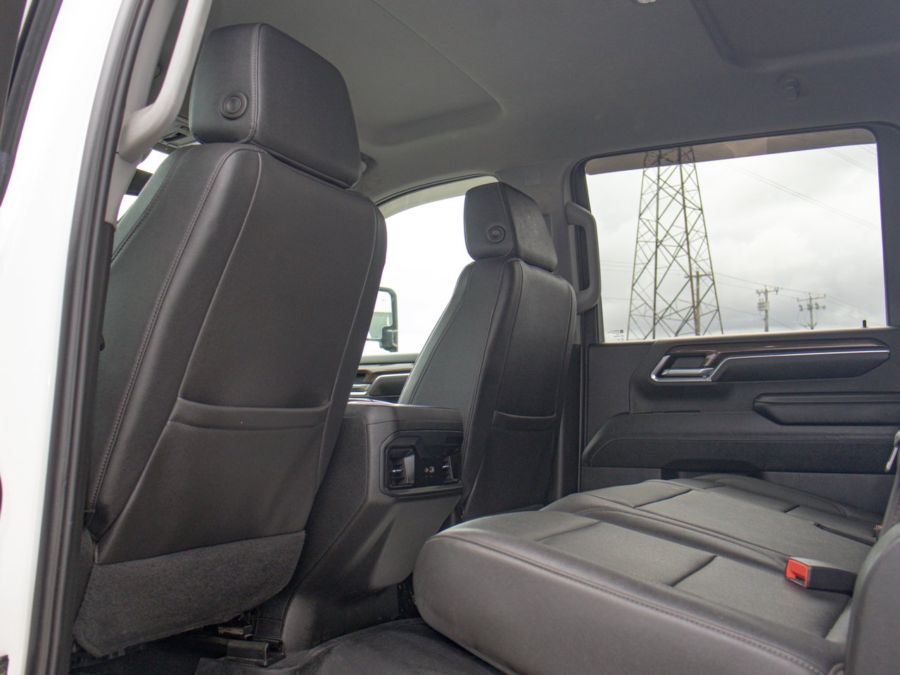 2024 Chevrolet Silverado 2500HD 4WD Crew Cab 159 LT White Sherwood Park - photo #31