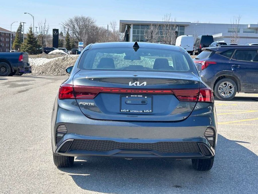 2023 Kia Forte 2023 Grey