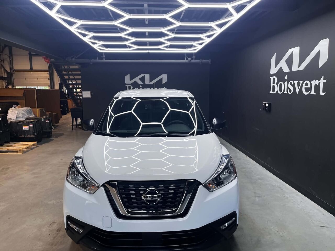 2020 Nissan Kicks White Blainville - photo #2