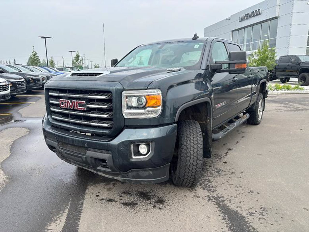 2019 GMC Sierra 2500HD 4WD Crew Cab 153.7 SLT Grey Sherwood Park - photo #2