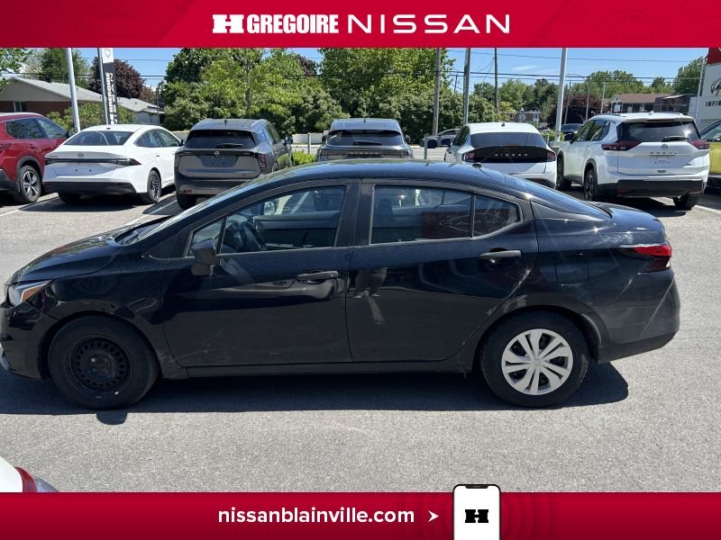 2022 Nissan Versa Black Laval - photo #10