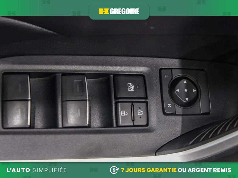 2022 Toyota Rav 4 Black Saint-Eustache - photo #15
