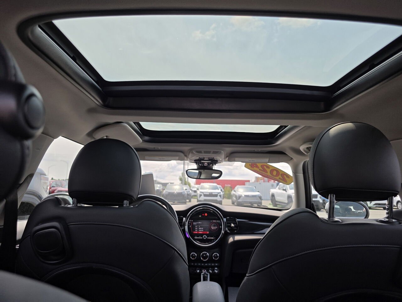 2024 MINI 3 Door Cooper S Rouyn-Noranda - photo #40