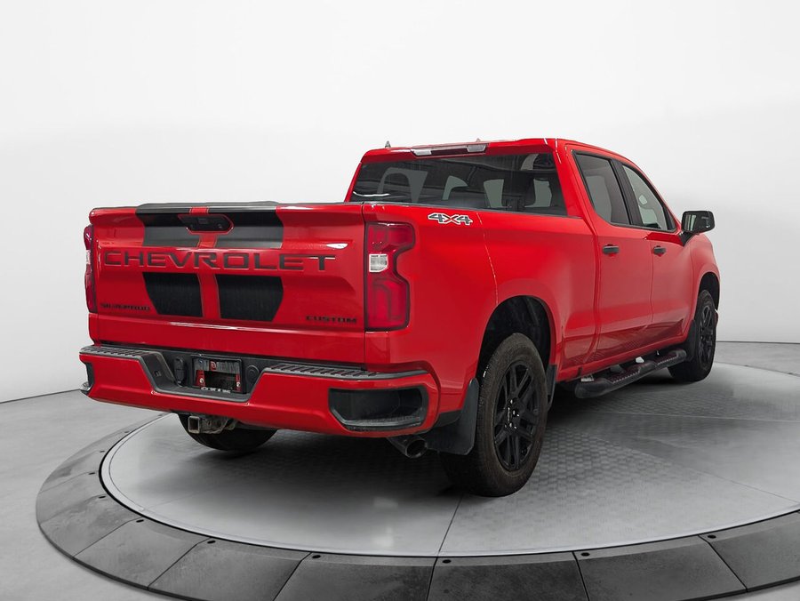 CHEVROLET Silverado 1500 4WD Crew Cab Rally Edition Moteur 2.7L 2022 Rouge