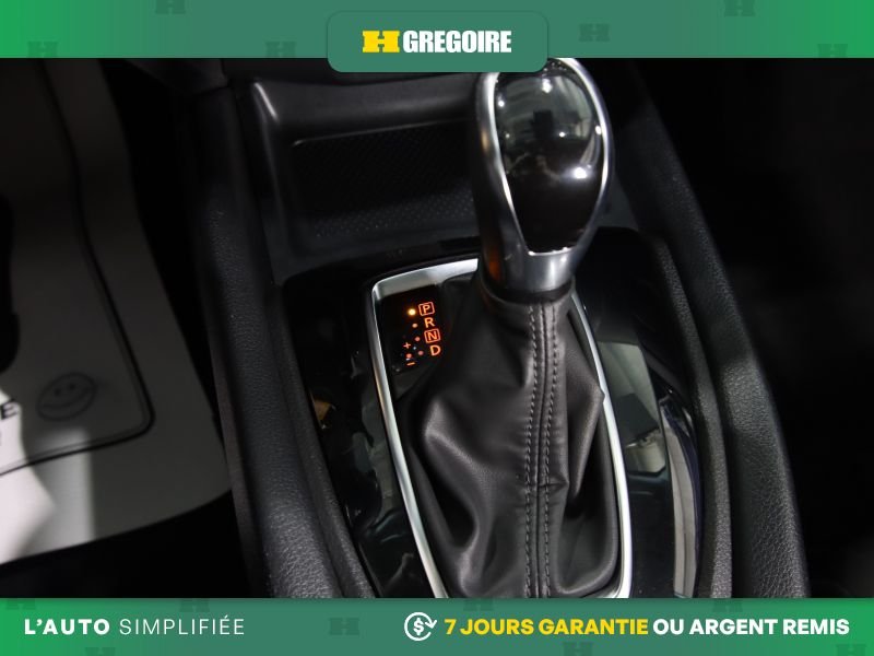 Nissan Qashqai 2023 Blanc Laval - photo #15