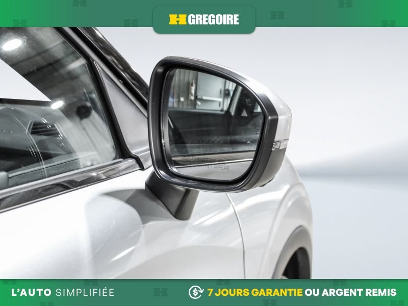 2023 Mitsubishi Outlander Silver Blainville - photo #13