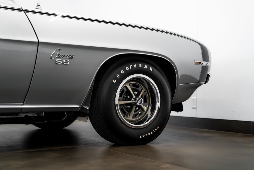 Chevrolet Camaro *PRIX EN USD* CAR IN MILES 1969 Argent Montréal - photo #9