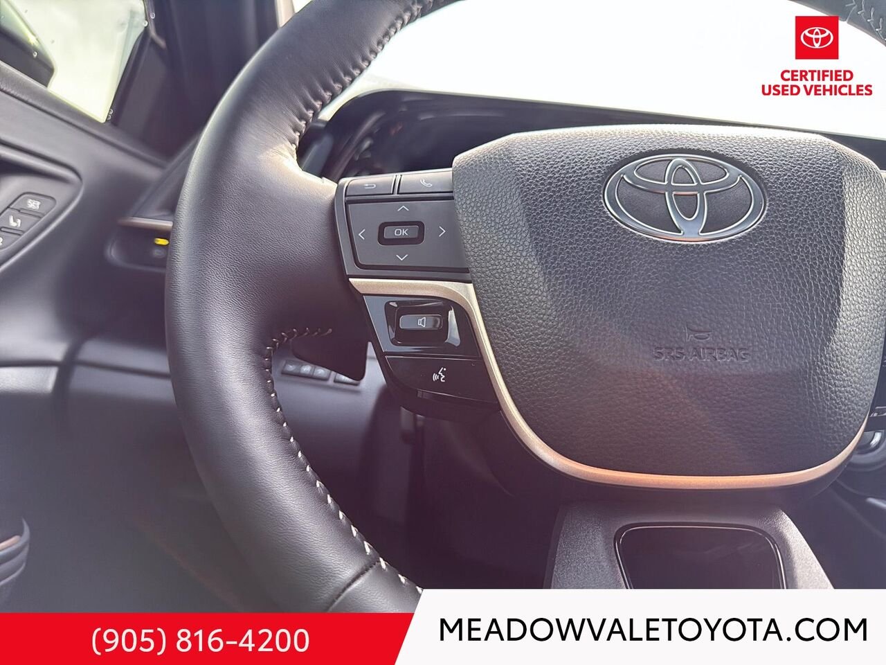 2025 Toyota CROWN + 21’’ Alloy Wheels + Adaptive Variable Suspension (AVS) + Advanced Park + Dual Exhaust Tips + Head Up Display (HUD) with NAVI + Dynamic Rear Steering + Power Trunk with Kick Sensor Black Mississauga - photo #13