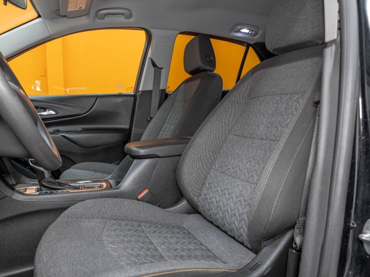2023 Chevrolet Equinox LT AWD *SIÈGES CHAUFF* CARPLAY BLUETOOTH WIFI USB Black Saint-Jérôme - photo #9