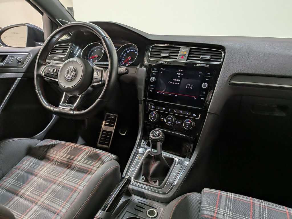 Volkswagen Golf GTI Autobahn 5-door Manual 2018 Gris Val-David - photo #17