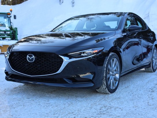 2025 Mazda Mazda3 Awd, tout équipé, sièges et rétroviseurs chauffants, caméra de recul Jet Black Mica