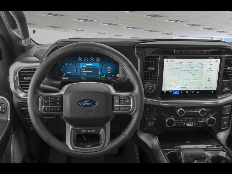 Ford F-150 King Ranch cabine SuperCrew 4RM caisse de 5,5 pi 2026 Noir agate métallisé