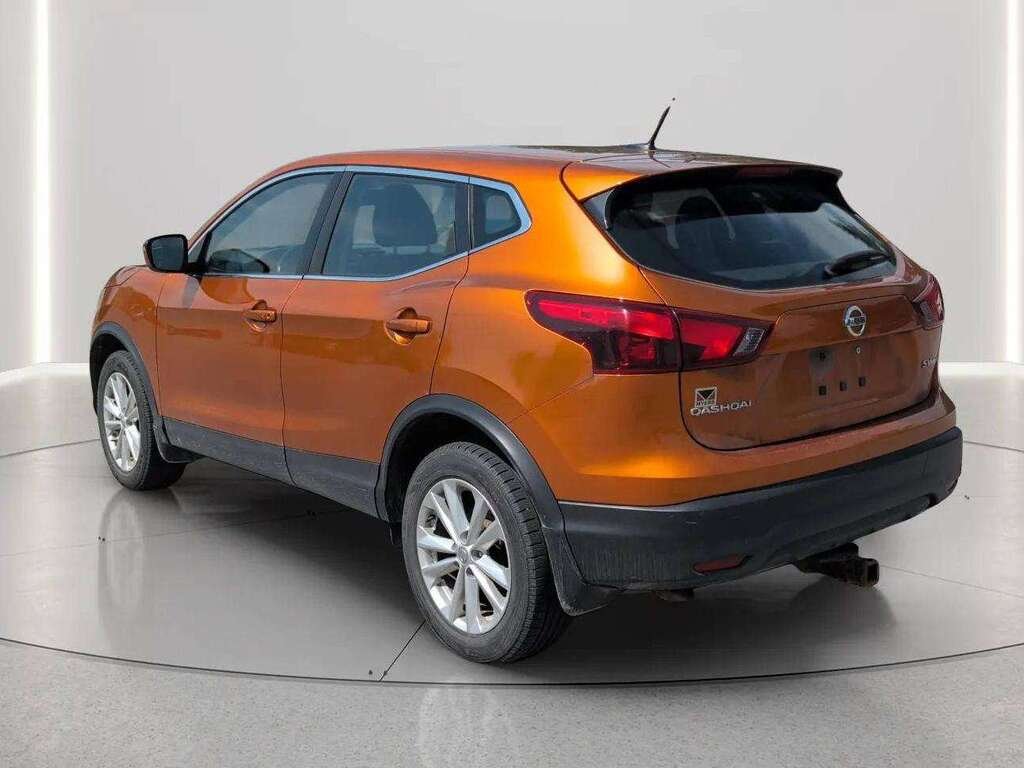 Nissan Qashqai 2017 Orange Gatineau - photo #2
