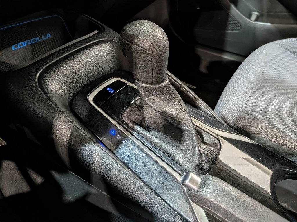 2020 Toyota Corolla L Manual White Val-David - photo #25