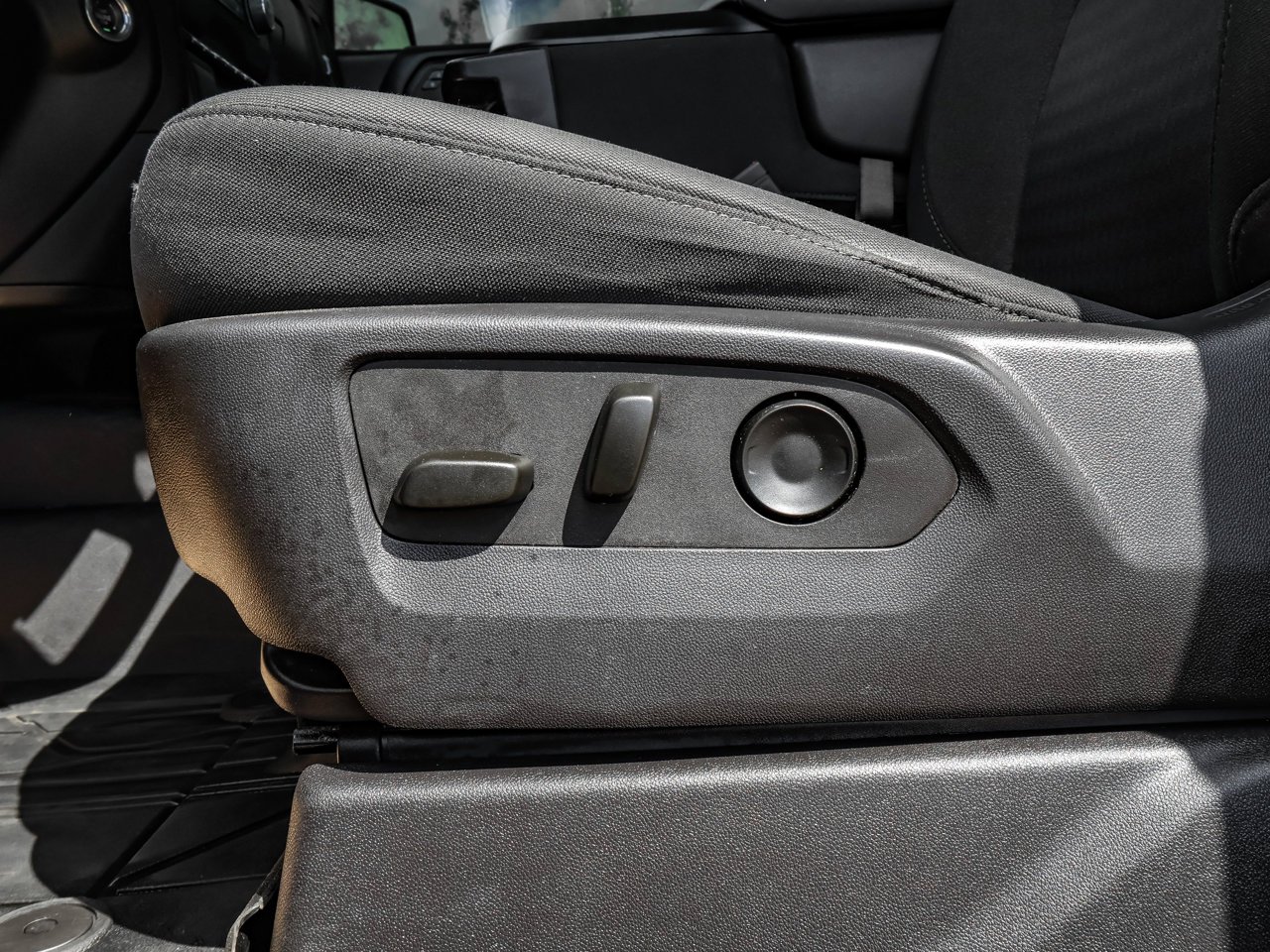 2024 Chevrolet Silverado 1500 4WD Double Cab 147 Custom Black Sherwood Park - photo #20