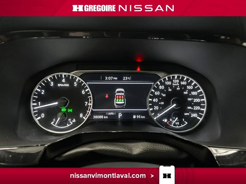 Nissan Pathfinder 2025 Blanc Laval - photo #24