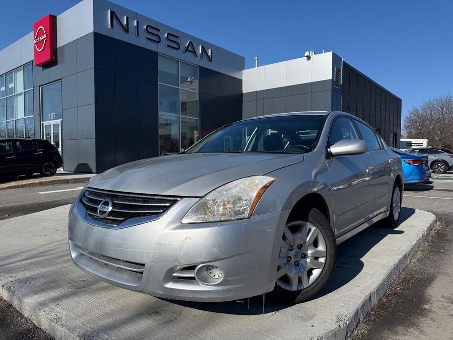 2012 Nissan Altima 2012 Grey