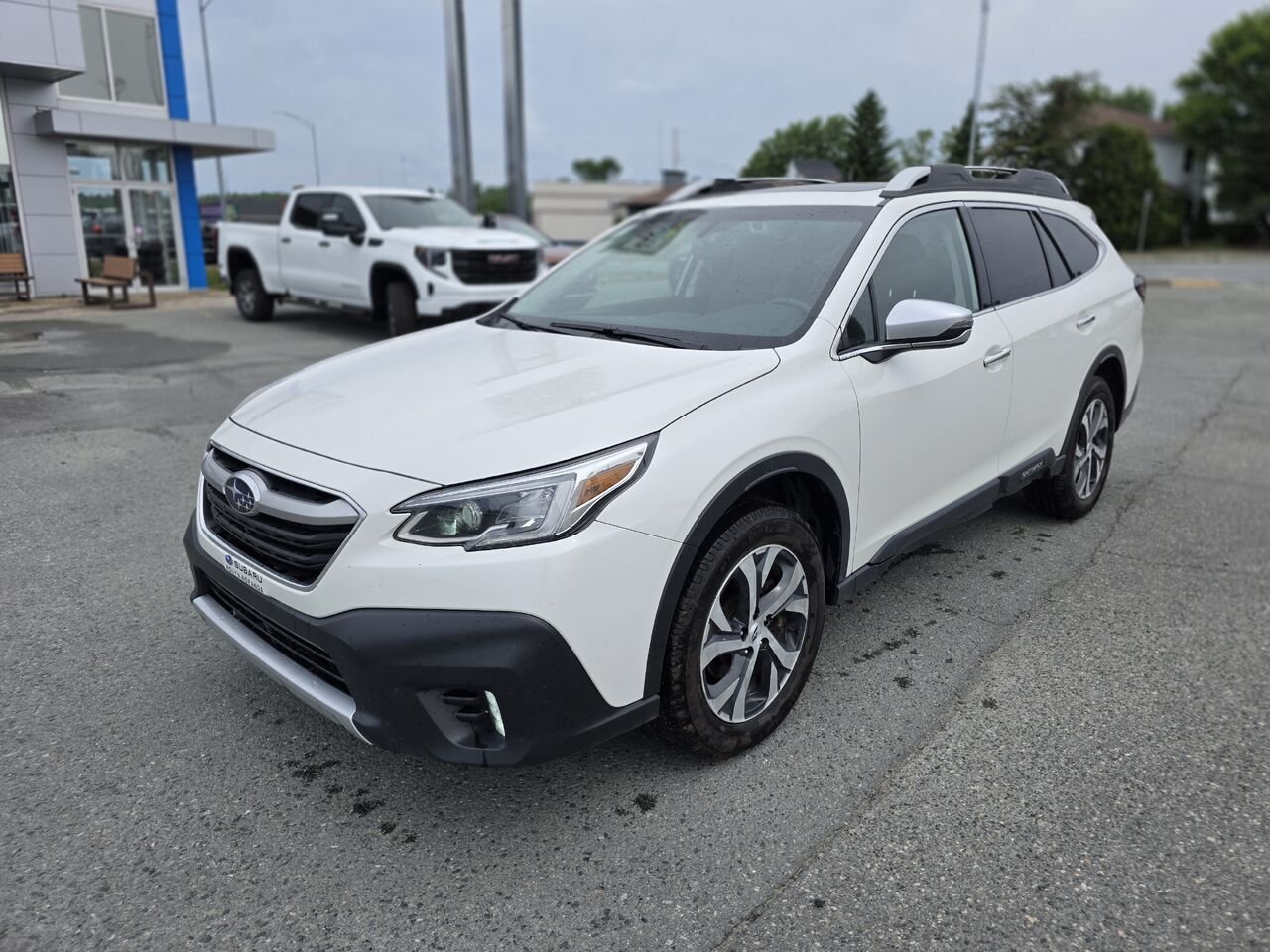 2022 Subaru Outback Premier XT White Rouyn-Noranda - photo #15
