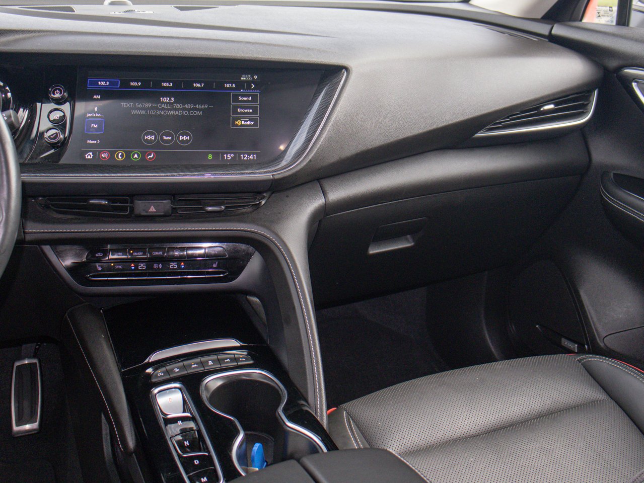 2022 Buick Envision AWD 4dr Essence White Sherwood Park - photo #32