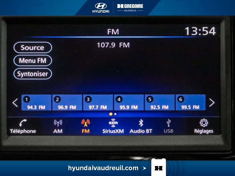 2019 Nissan Sentra Grey Laval - photo #25