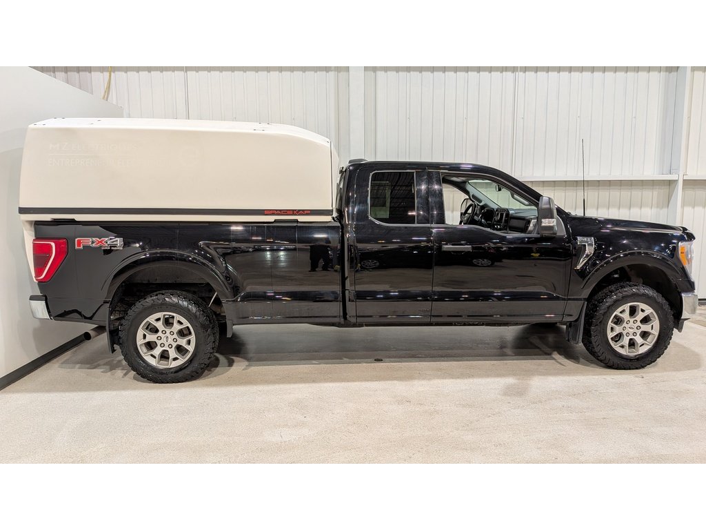2022 Ford F-150 XLT 4WD SuperCab 6.5' Box Black Val-David - photo #7