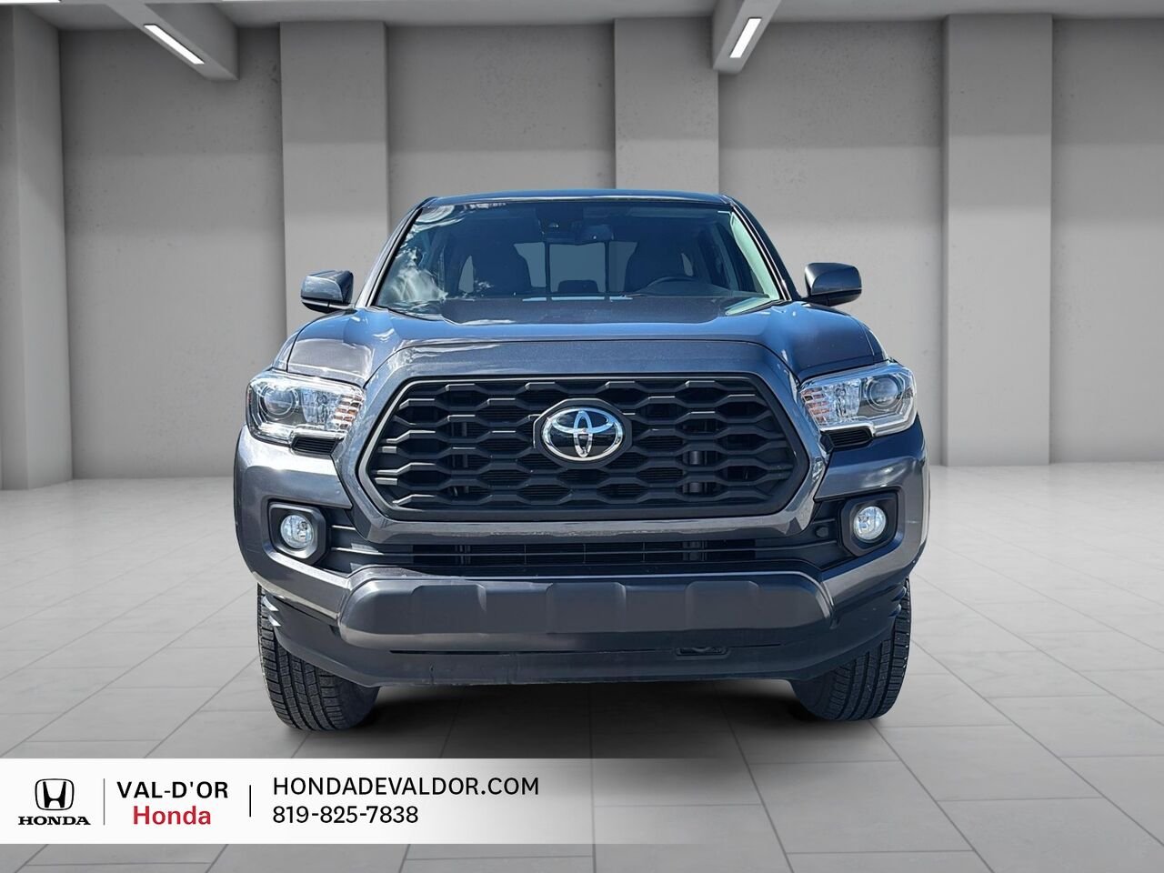 Toyota Tacoma Double Cab 4x4 BA 2022 Noir Val-d'Or - photo #1