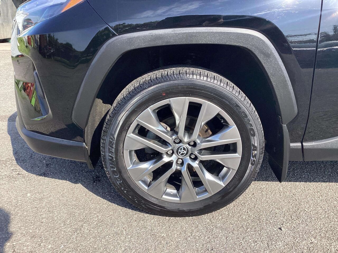 2023 TOYOTA RAV4 LIMITED AWD Black Gatineau - photo #9