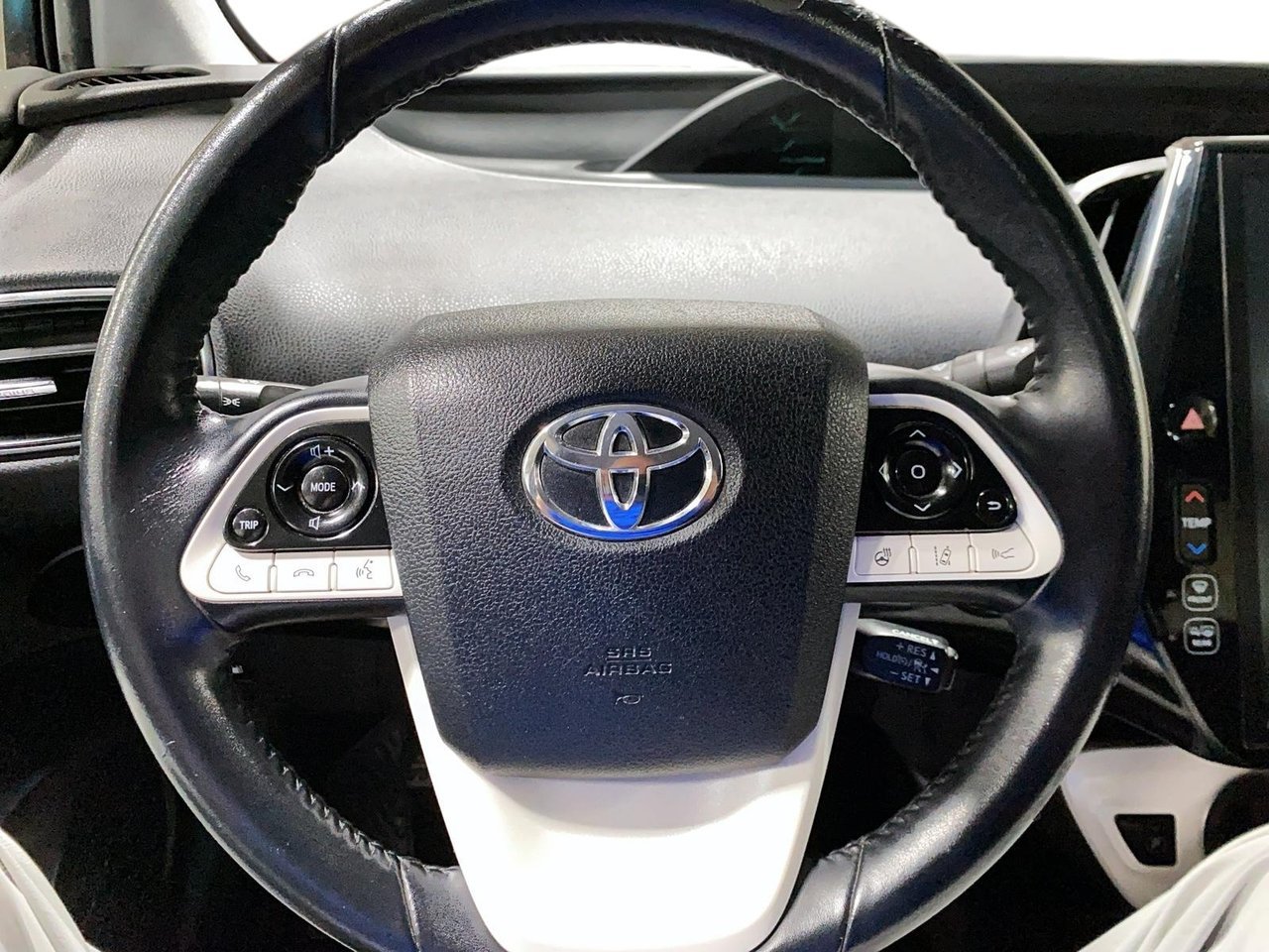 2018 Toyota Prius Prime VIN JTDKARFP7J3078581 Blue Baie-Comeau - photo #11