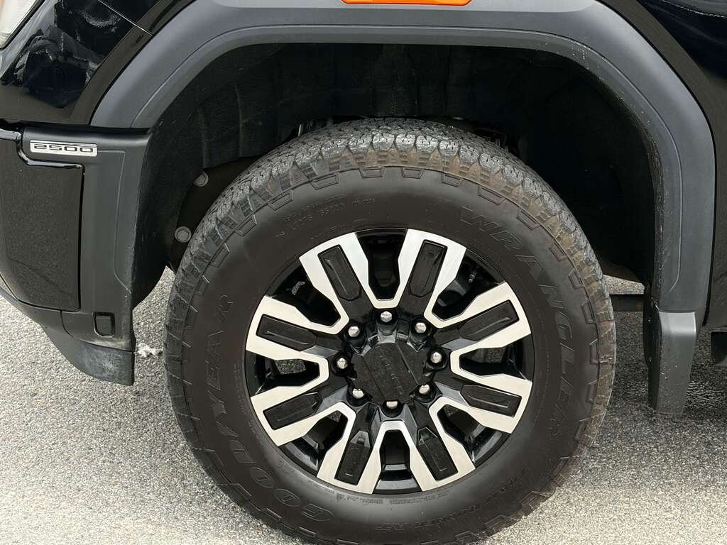 GMC SIERRA 2500HD Denali Ultimate 2025 Noir Gatineau - photo #8