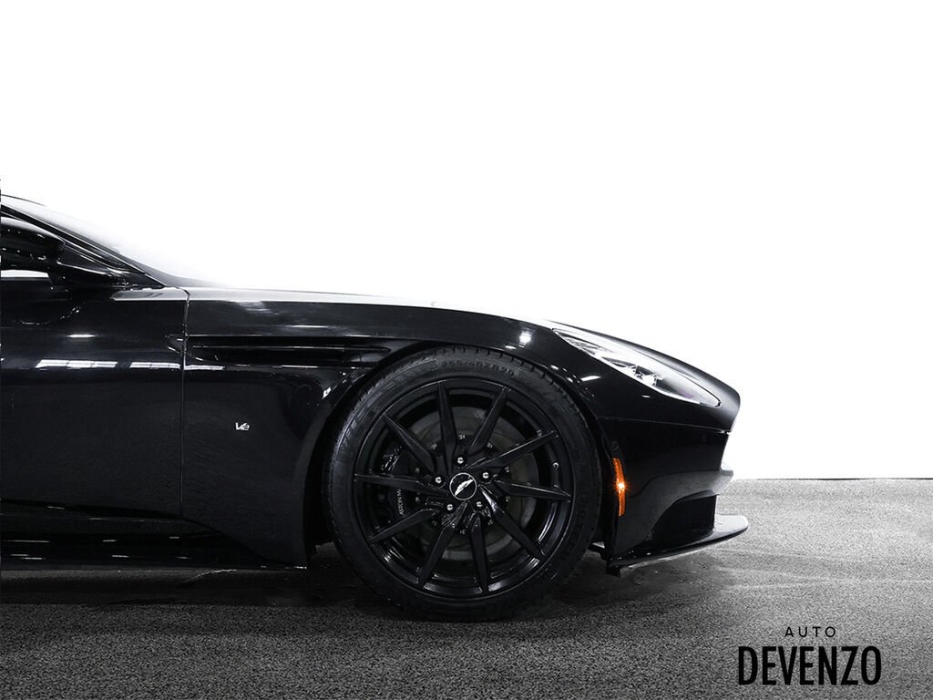 Aston Martin DB11 2017 Noir Saint-Eustache - photo #5
