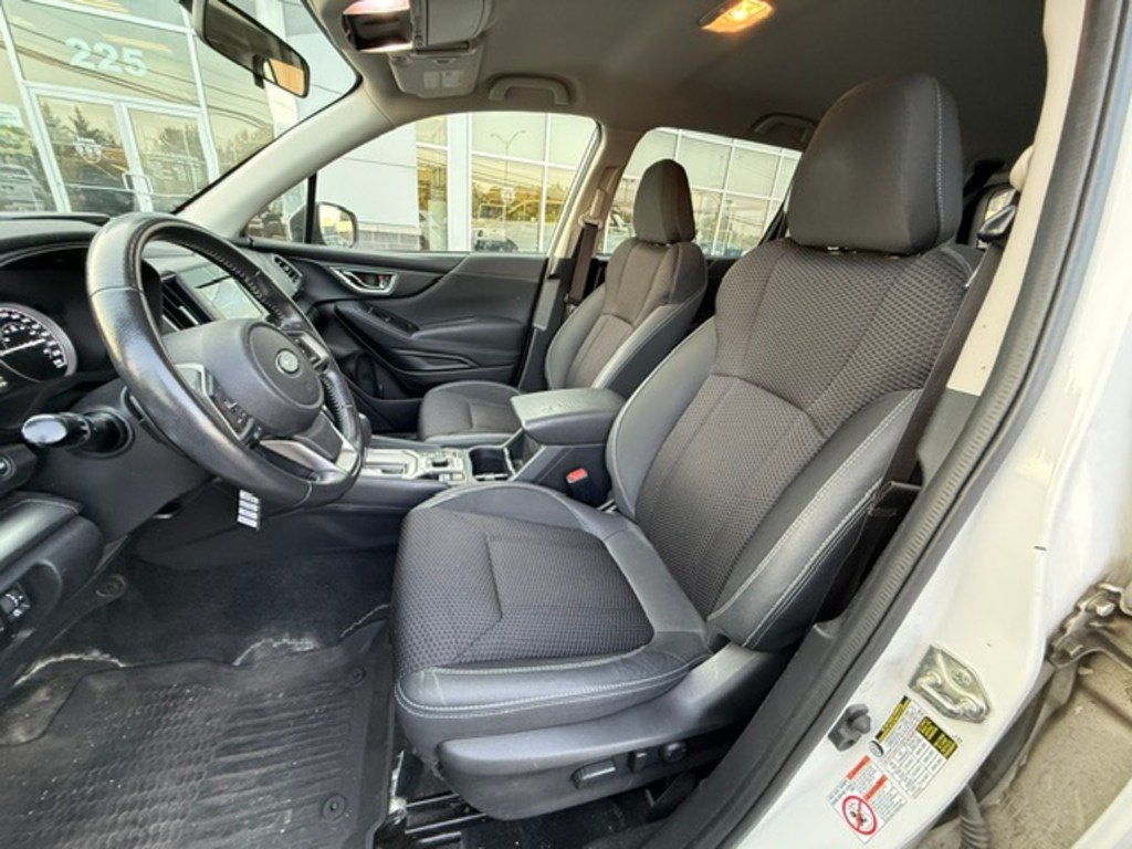 Subaru Forester 2019 Blanc Saint-Basile-le-Grand - photo #11