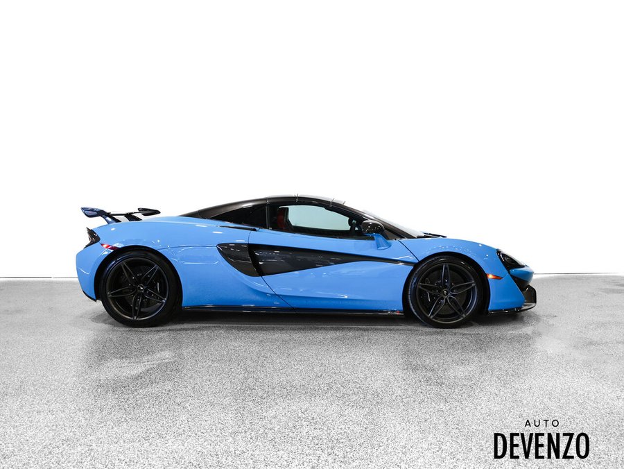 2019 McLaren 570s 2019 Blue