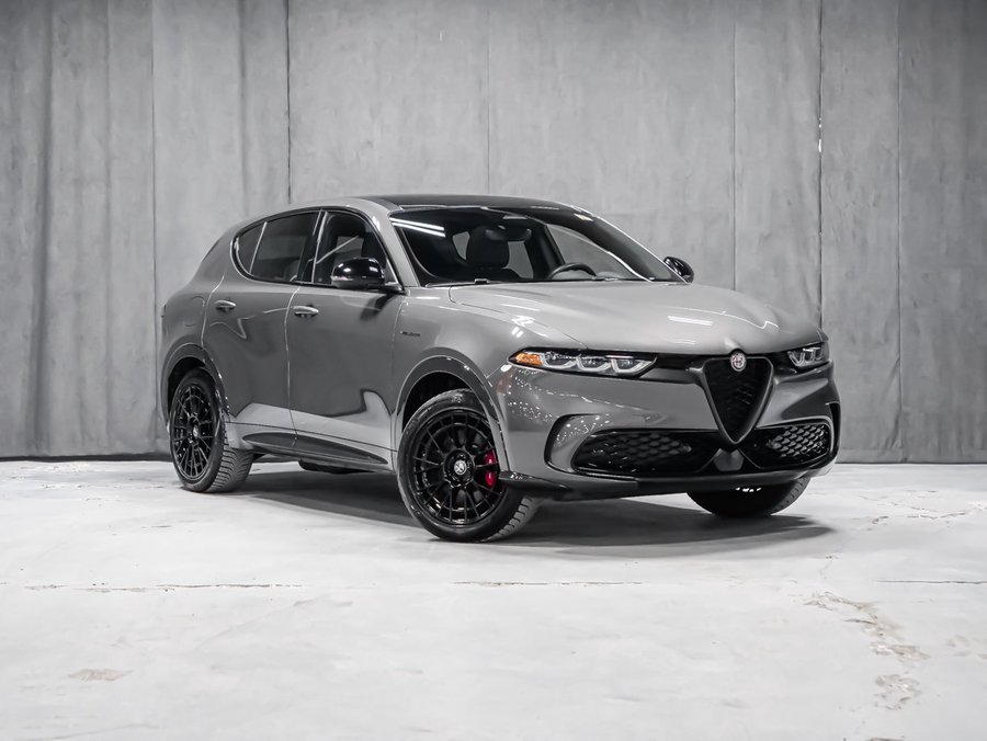 2024 Alfa Romeo Tonale VELOCE HARMAN KARDON SOUNS SYSTEM SPORT SEATS Black