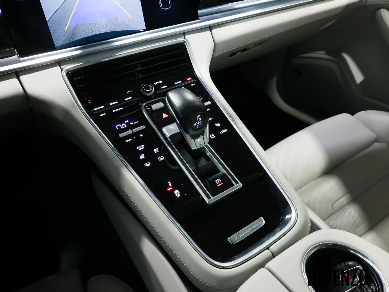 2018 Porsche Panamera Grey Saint-Eustache - photo #22