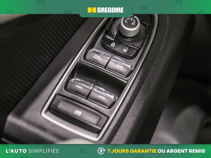 2019 Subaru Ascent White Saint-Eustache - photo #13
