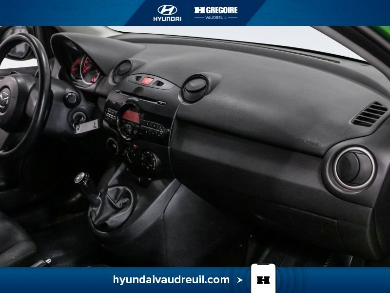 2012 Mazda 2 Green Laval - photo #25