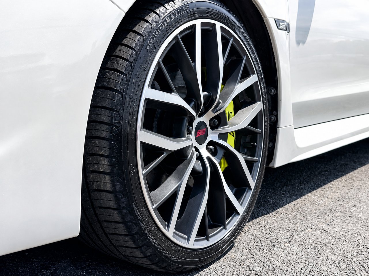 Subaru WRX STi 2020 Blanc Granby - photo #11