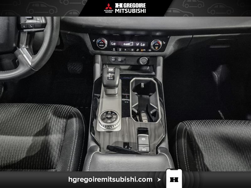 Mitsubishi Outlander 2025 Gris Saint-Eustache - photo #24