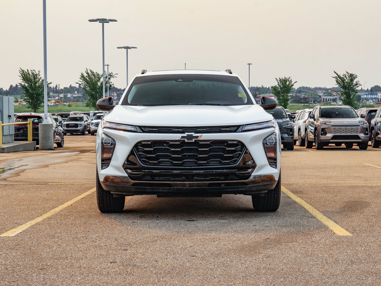 2025 Chevrolet Trax FWD 4dr ACTIV White Sherwood Park - photo #2