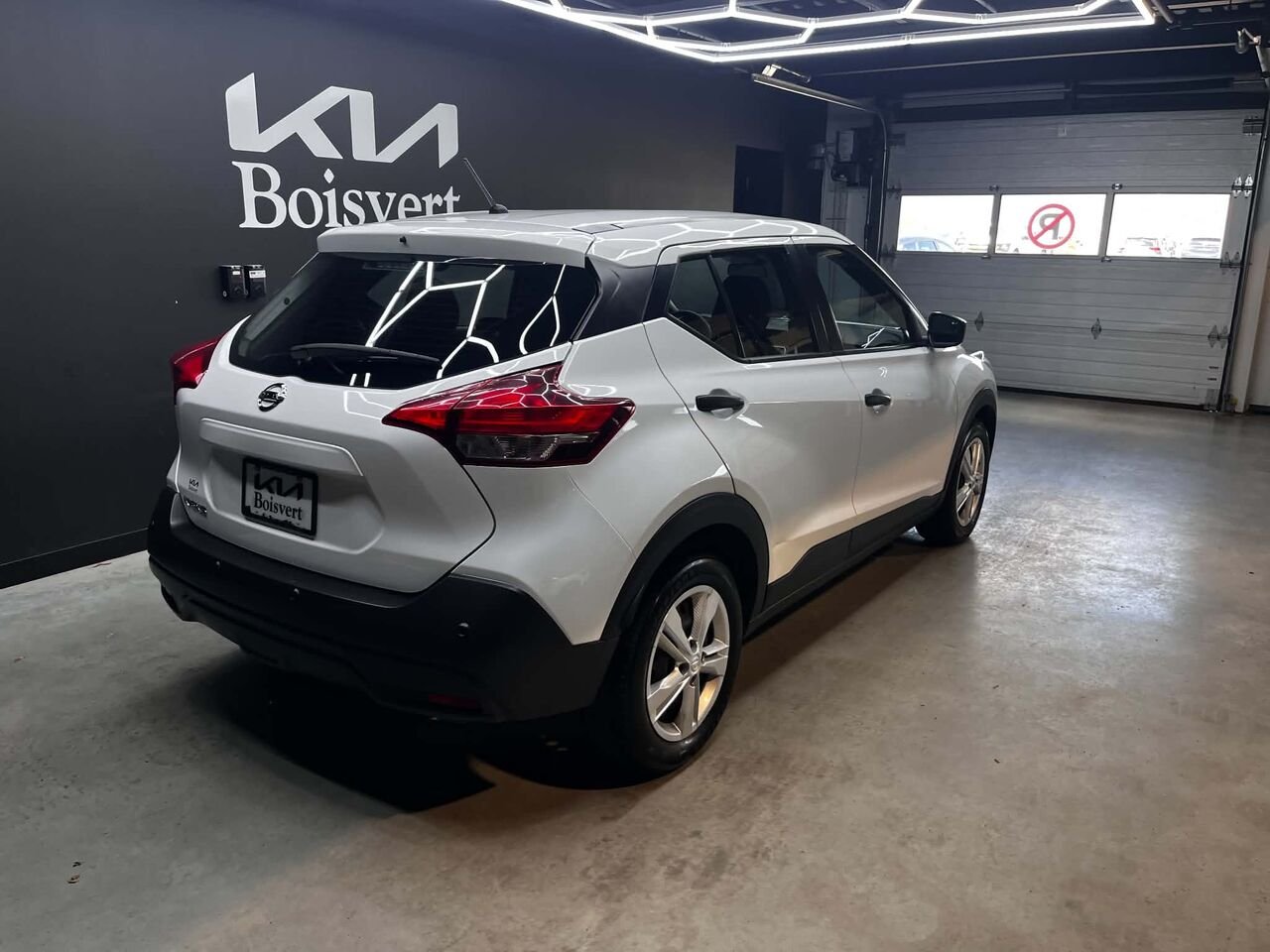 2020 Nissan Kicks White Blainville - photo #8