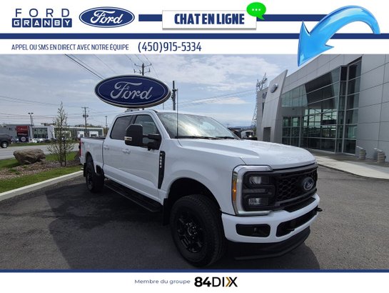 Ford Super Duty F-250 SRW XLT cabine 6 places 4RM caisse de 6,75 pi 2023 Blanc